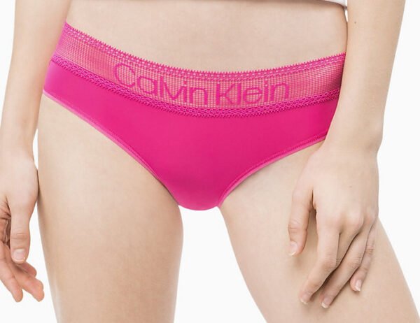 Dámské tanga Calvin Klein QD3698E růžové